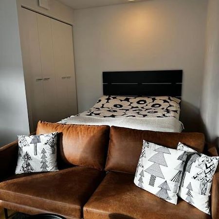 2 Hengen Unikkosuite Рованиеми Экстерьер фото
